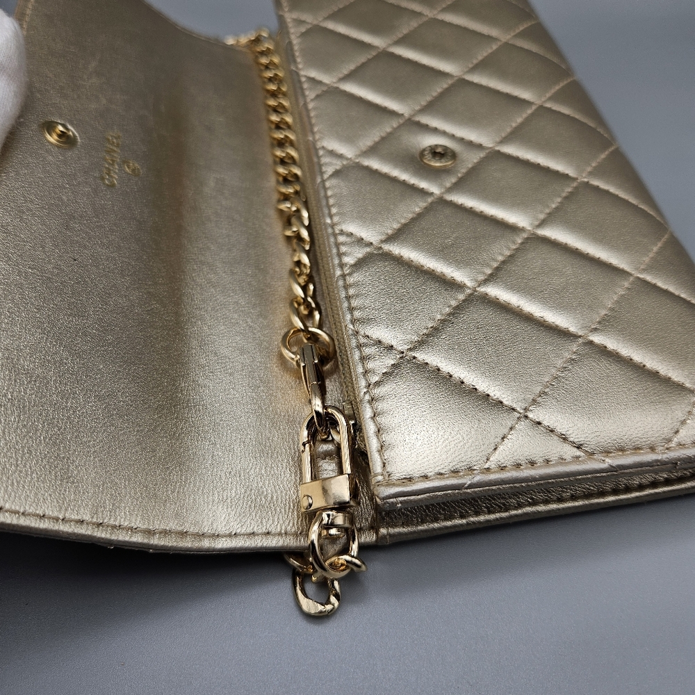 CHANEL Authentic Gold Flap Wallet/Clutch - Picture 13 of 16